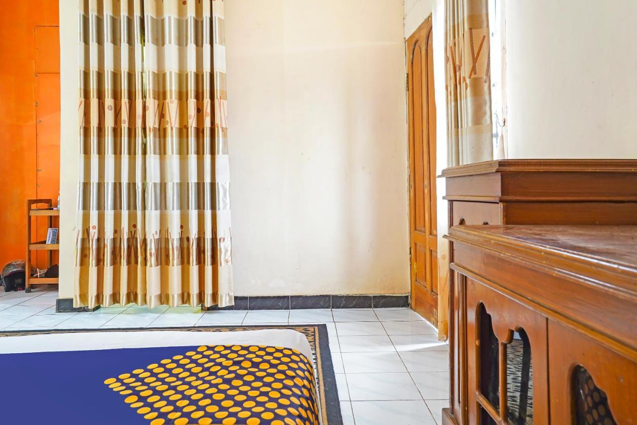 Hotel Oyo Homes 90914 Eco Tourism Desa Cipada Bukit Senyum Syariah 2*