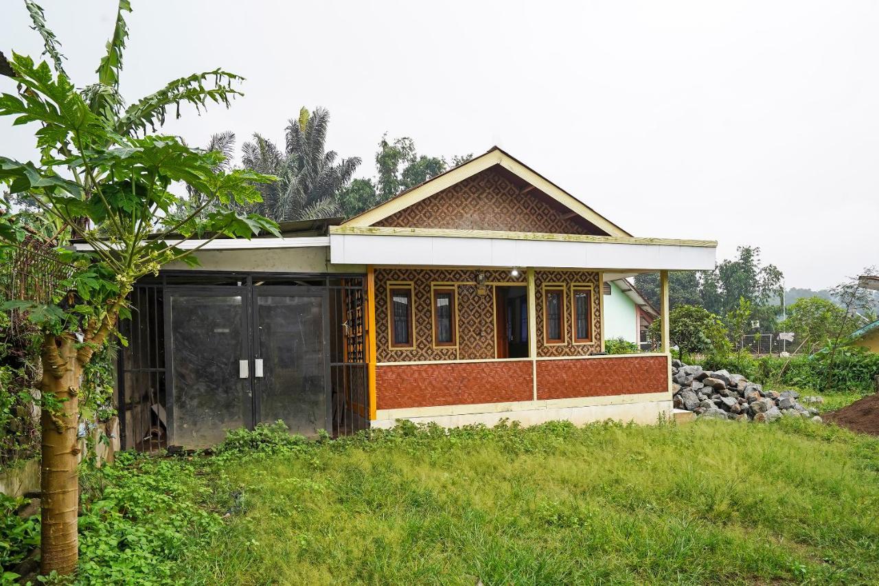 Hotel Oyo Homes 90914 Eco Tourism Desa Cipada Bukit Senyum Syariah
