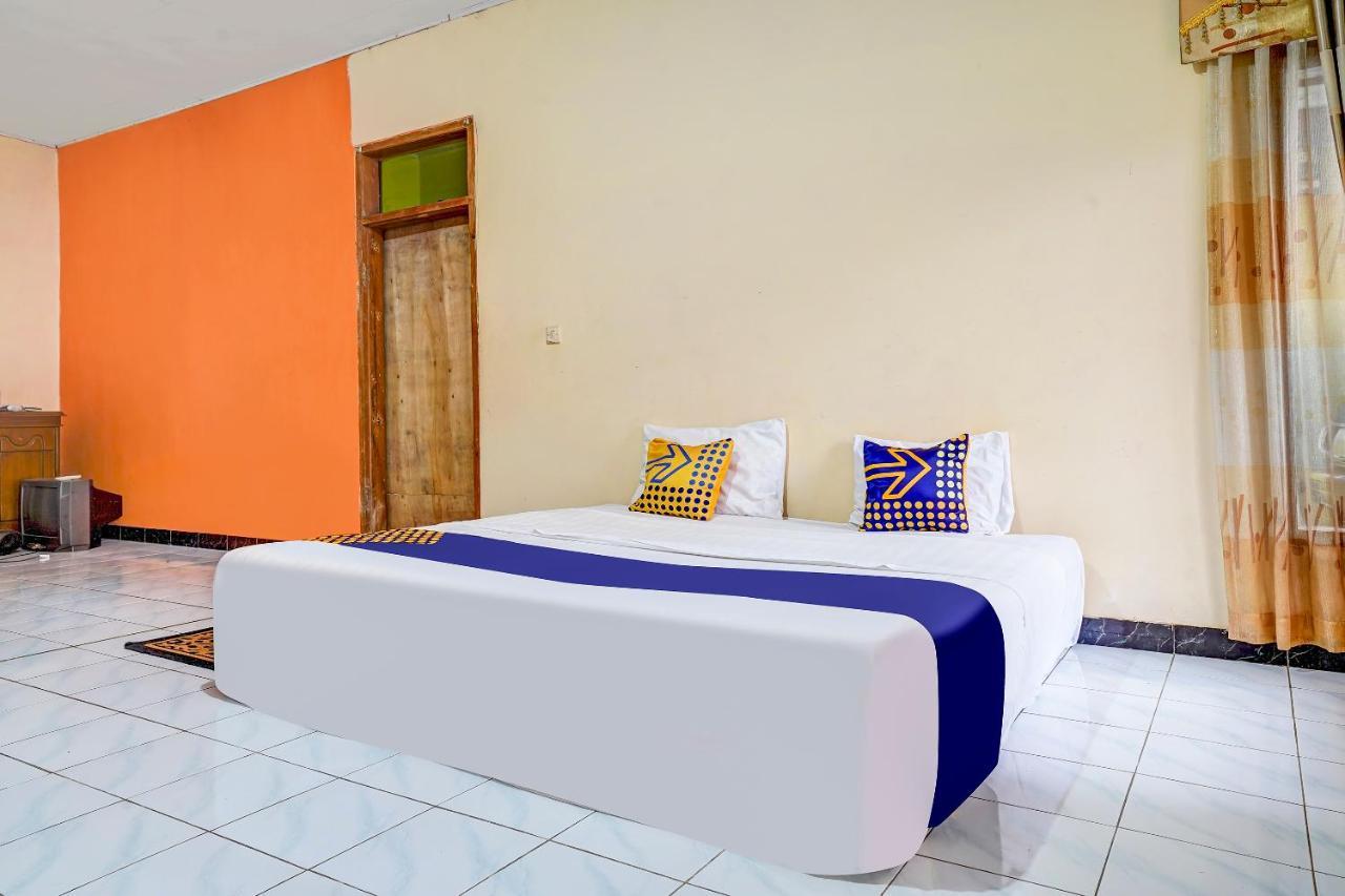 Oyo Homes 90914 Eco Tourism Desa Cipada Bukit Senyum Syariah Jakarta
