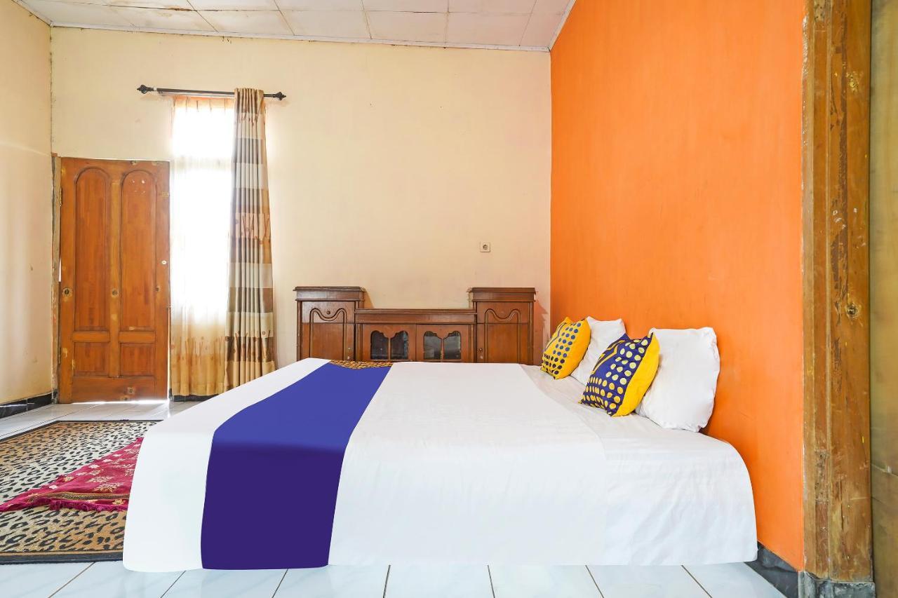 Oyo Homes 90914 Eco Tourism Desa Cipada Bukit Senyum Syariah